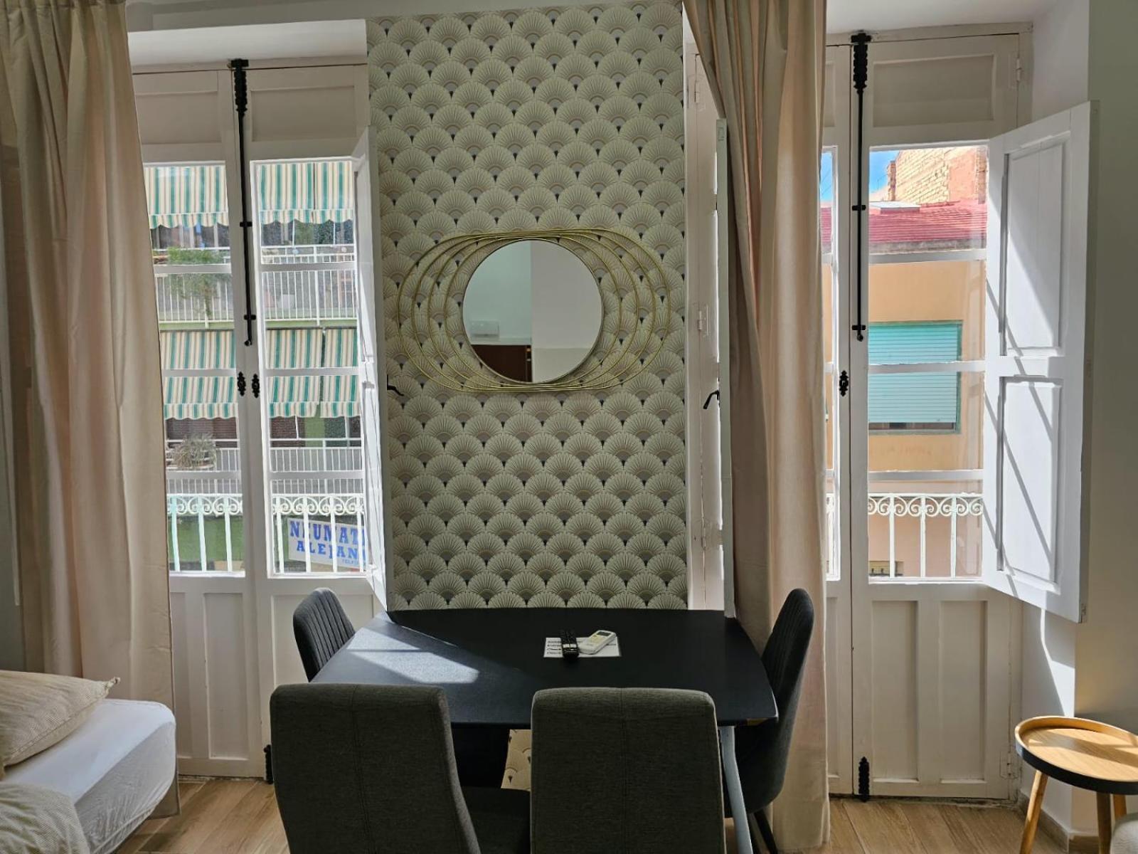Luxury Apartments Near The Beach And Downtown Centrum 8 Alicante Kültér fotó